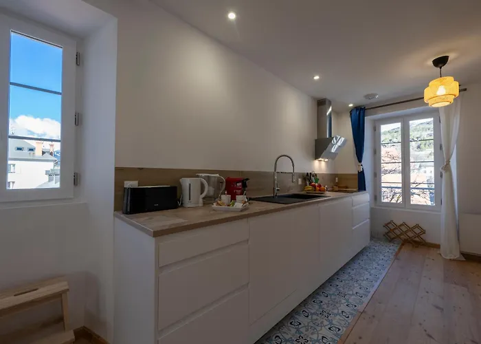 Petite Anita - Centre - Parking Prive Barcelonnette